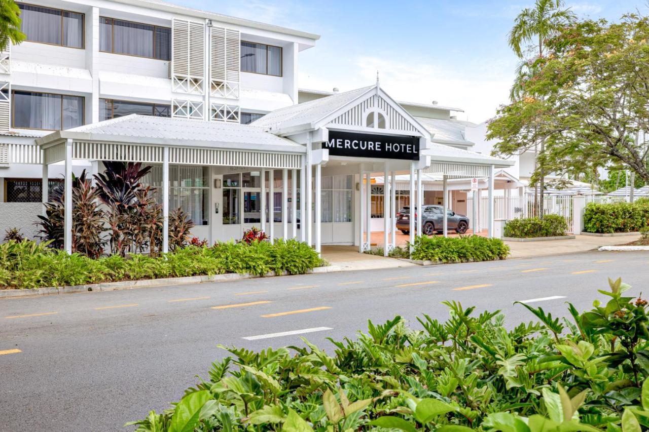 Mercure Cairns Exterior photo