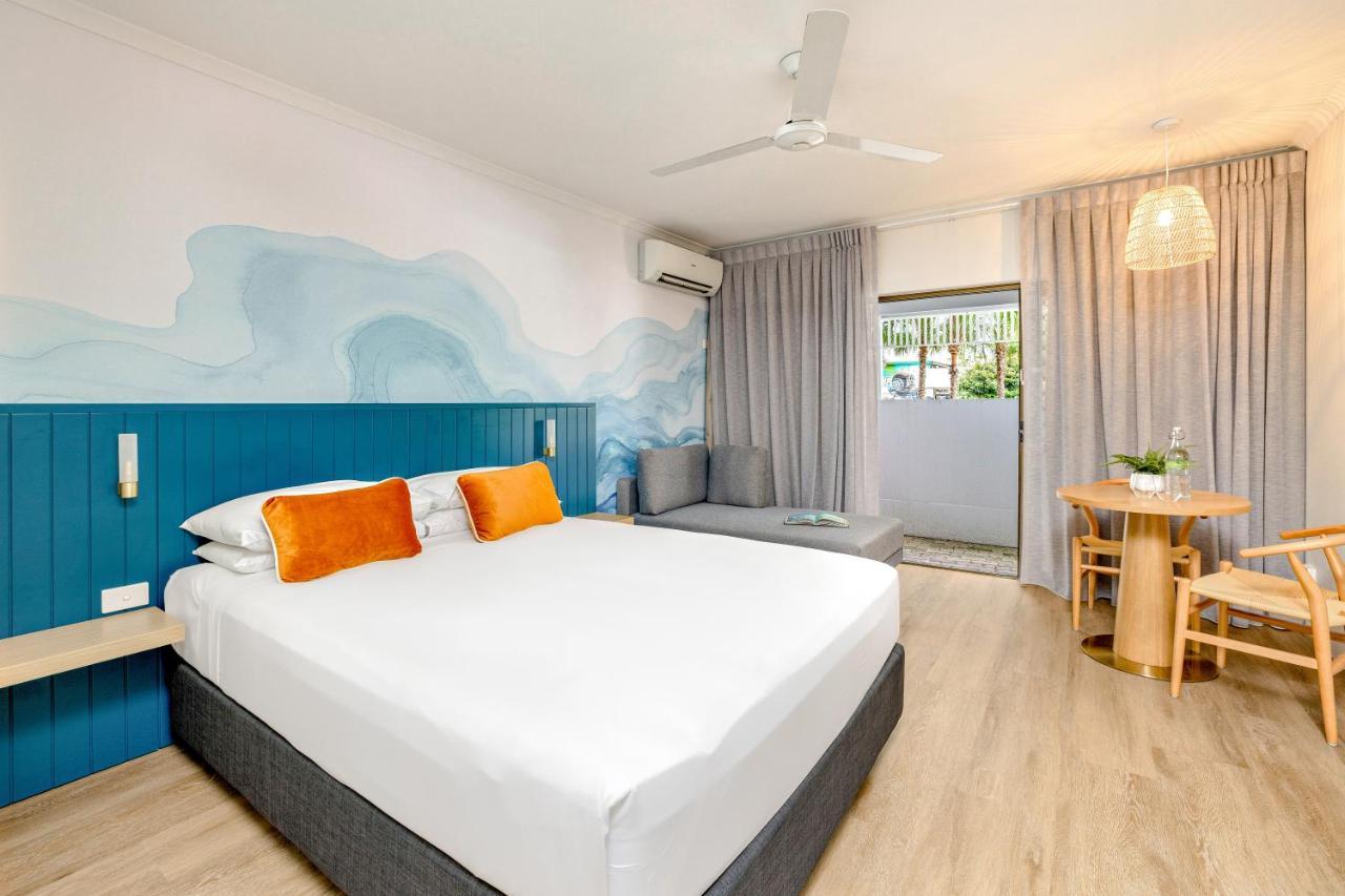 Mercure Cairns Exterior photo